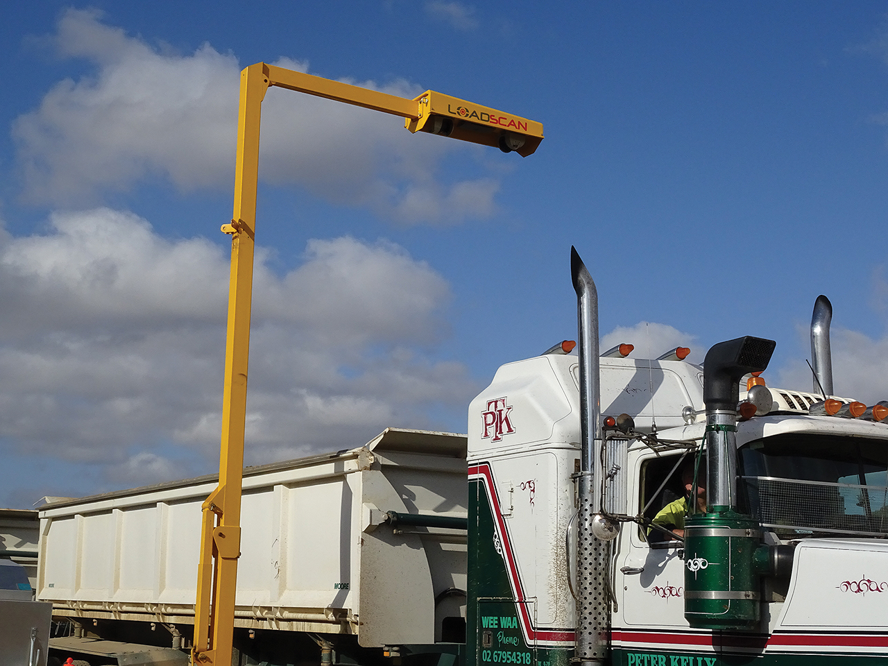 measure-capacity-of-dump-truck-in-cubic-yard-loadscan