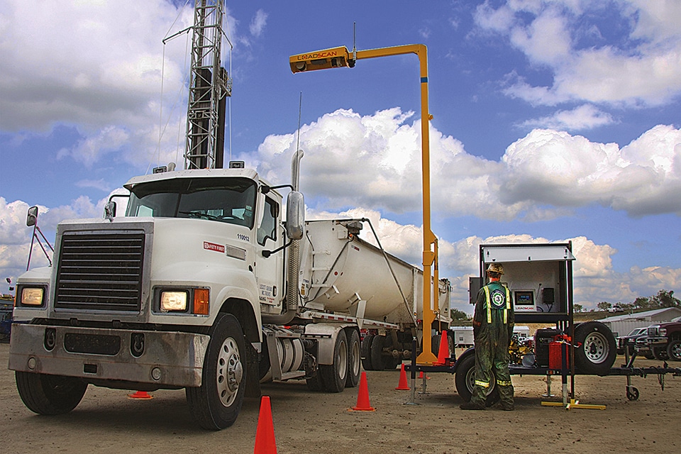 Loadscan - volume scanning oil and gas mobile trailer