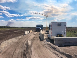 Portable dump truck volume scanner